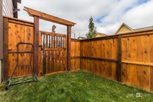 A Step-by-Step Guide to Cleaning & Maintaining Your Wooden Fence