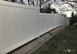 Vinyl Fence For Traffic Noise Reduction