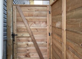 Wood fence