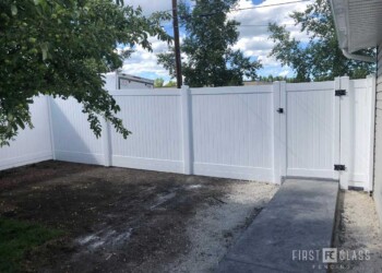 Vinyl Fence with Gates
